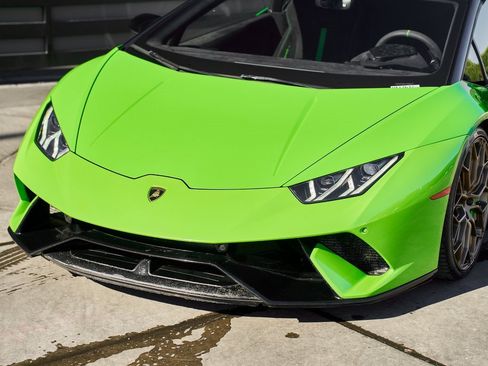 Used 2019 Lamborghini Huracan Performante image 6