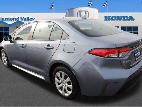 Used 2023 Toyota Corolla LE image 4