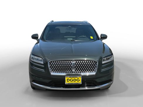 Used 2023 Lincoln Nautilus Reserve w/ Luxury Package AWD/4WD image 8