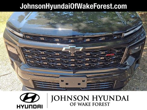 Used 2024 Chevrolet Traverse RS FWD image 5