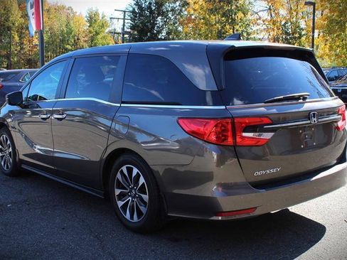 Used 2021 Honda Odyssey EX-L image 3