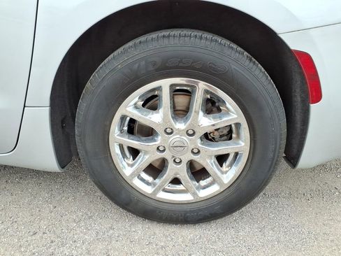 Used 2023 Chrysler Voyager LX FWD image 26