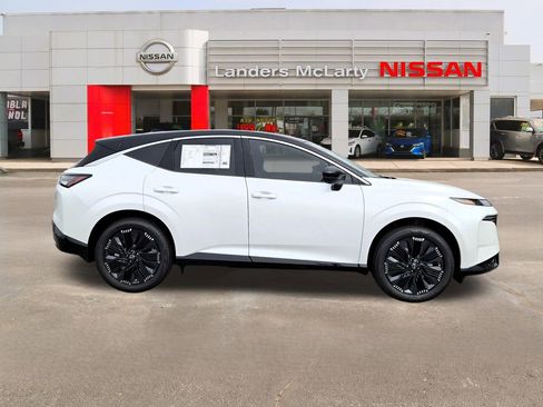 New 2026 Nissan Murano Platinum w/ Cargo Package AWD/4WD image 2