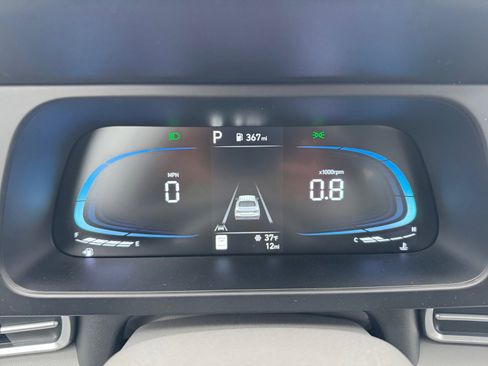 New 2026 Hyundai Elantra Sport FWD image 32