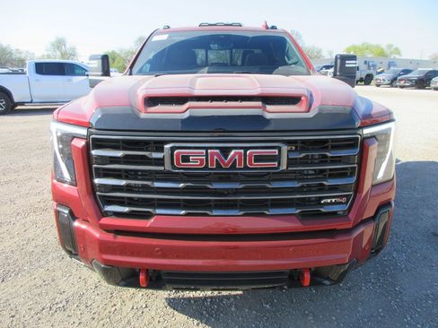 New 2026 GMC Sierra 2500 AT4 w/ AT4 Premium Plus Package AWD/4WD image 11