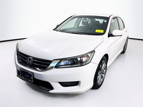 Used 2014 Honda Accord Sport image 3