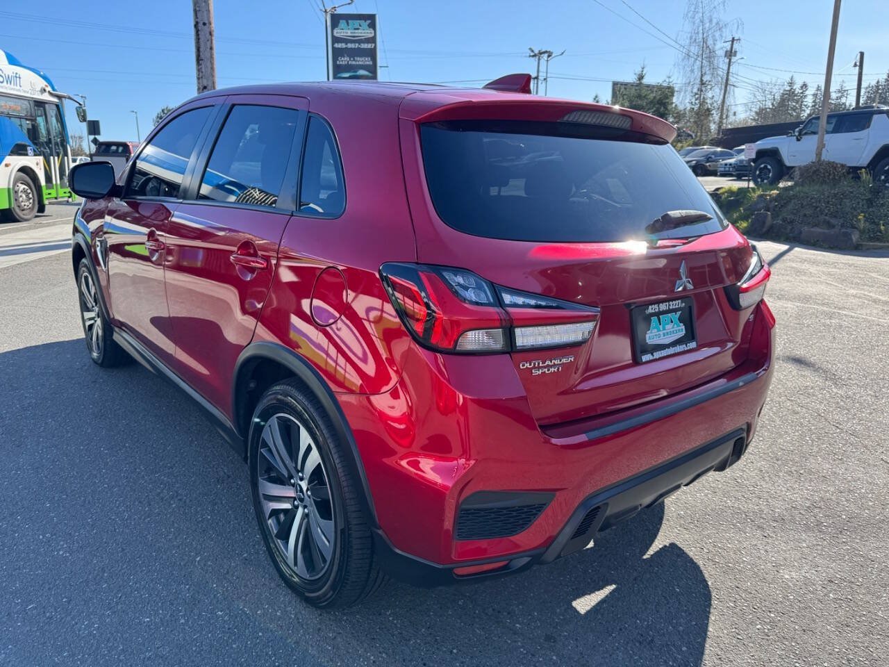 Used 2021 Mitsubishi Outlander Sport SE AWD/4WD image 3