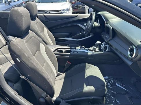 Certified 2024 Chevrolet Camaro LT RWD image 18