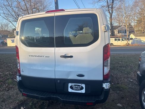 Used 2017 Ford Transit 150 XL image 6