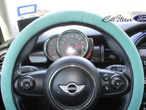 Used 2015 MINI Cooper S image 19