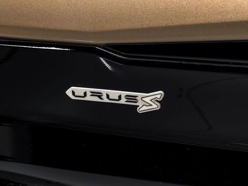 Used 2024 Lamborghini Urus S image 55