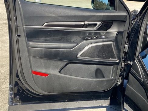 Used 2024 Kia Telluride LX image 21