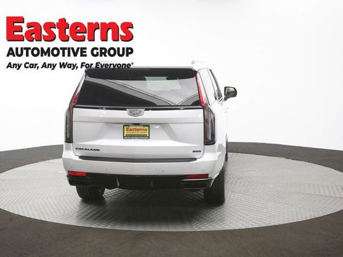 Used 2022 Cadillac Escalade ESV Sport w/ Touring Package image 44