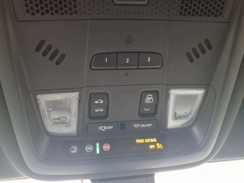 Used 2020 Cadillac XT6 Premium Luxury image 30