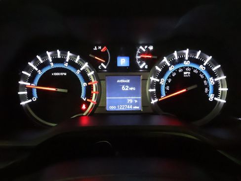 Used 2019 Toyota 4Runner Limited AWD/4WD image 36