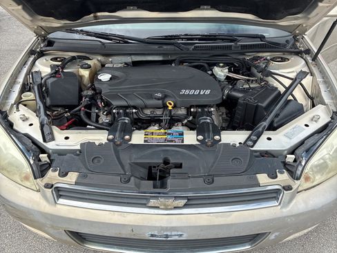 Used 2010 Chevrolet Impala LS image 13