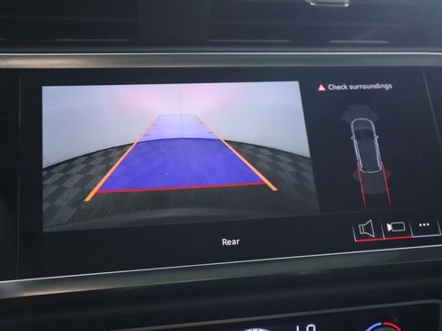 New 2025 Audi Q3 2.0T Premium image 16