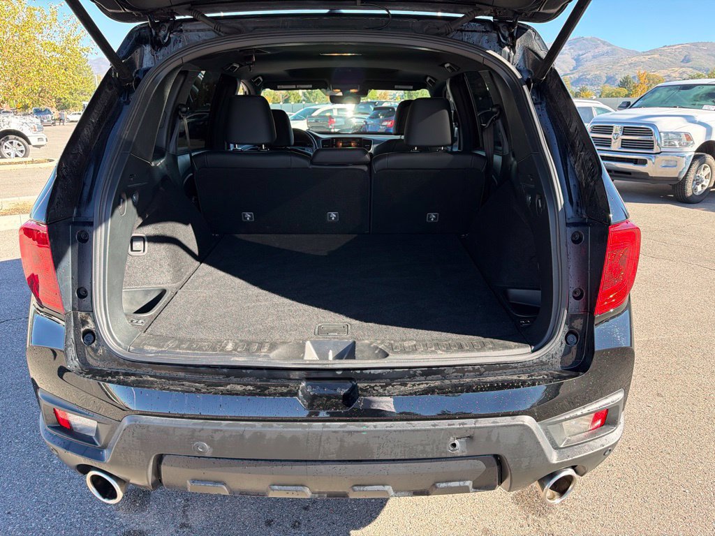 Used 2023 Honda Passport EX-L image 12