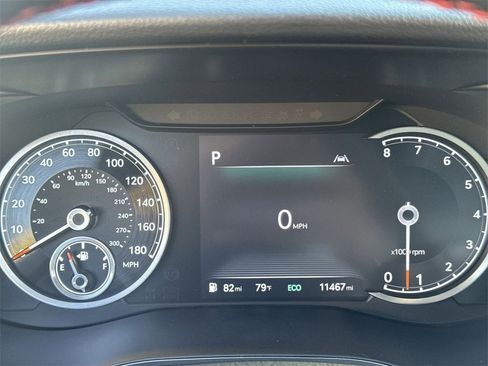 Used 2025 Genesis G70 3.3T Advanced w/ Sport Prestige Package image 10