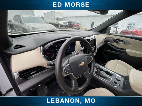 Certified 2023 Chevrolet Traverse LS FWD image 10