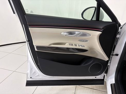 New 2026 Genesis GV70 3.5T Sport Prestige AWD/4WD image 17
