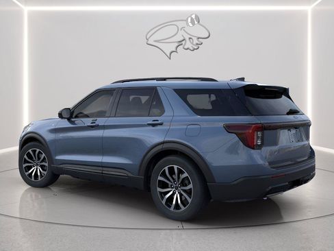 New 2026 Ford Explorer ST-Line AWD/4WD image 4