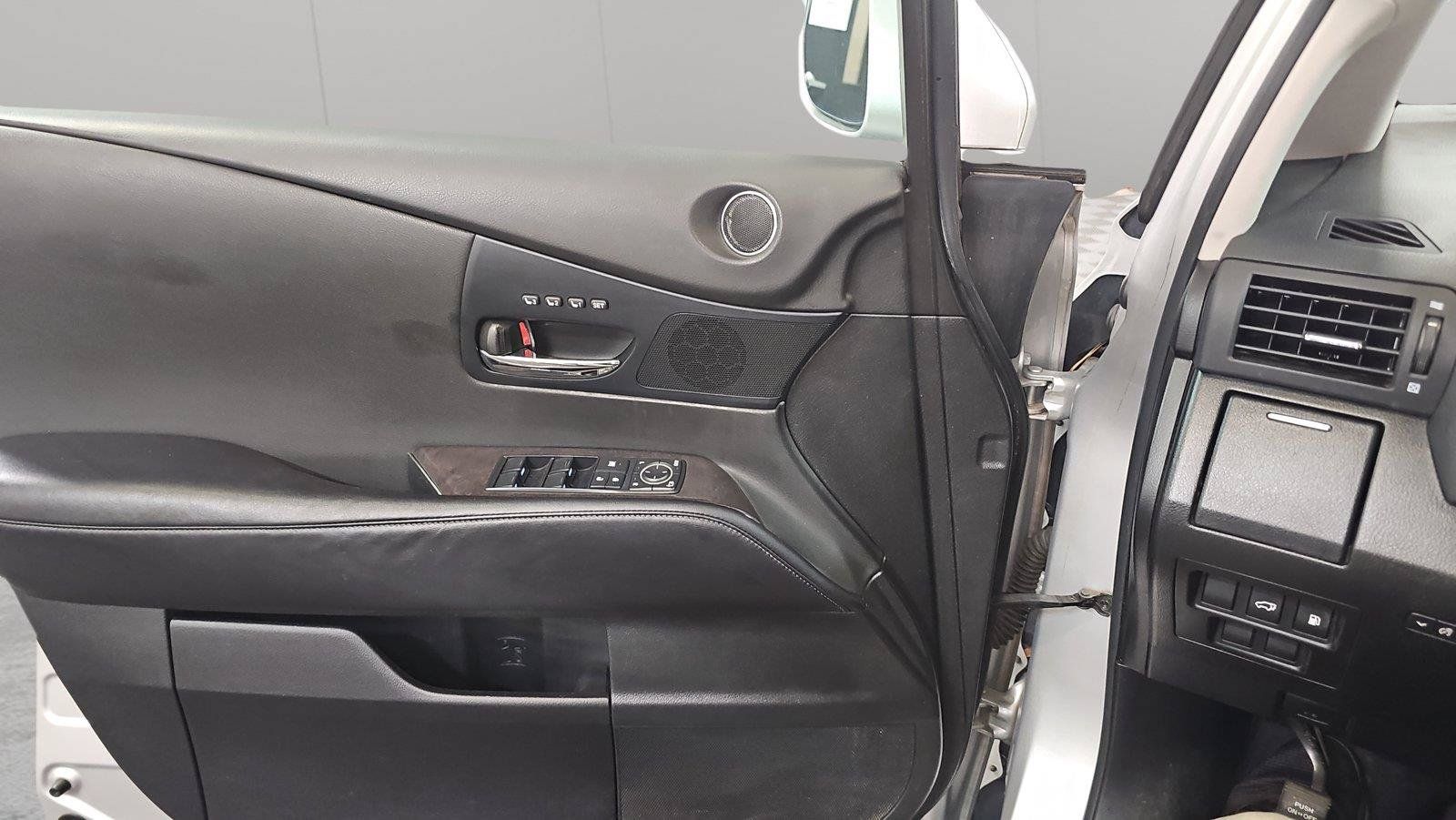 Used 2013 Lexus RX 350 AWD w/ Navigation Pkg image 23