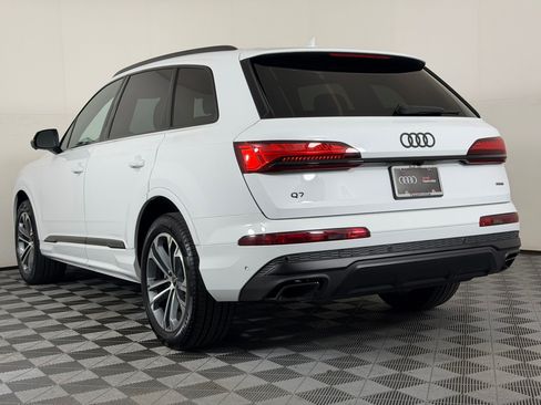 Used 2026 Audi Q7 2.0T Premium w/ Convenience Plus Package AWD/4WD image 3