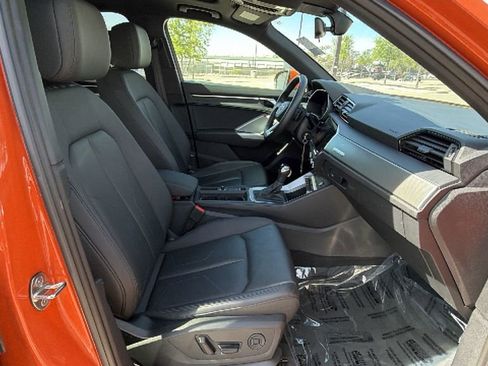 Used 2025 Audi Q3 2.0T Premium image 39