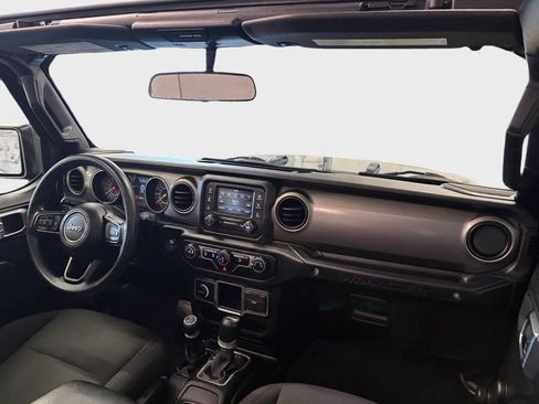 Used 2018 Jeep Wrangler Unlimited Sport AWD/4WD image 27