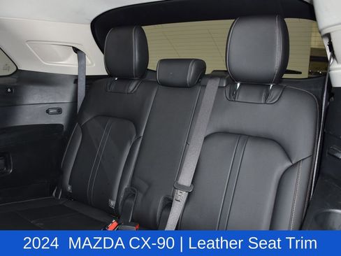 Used 2024 MAZDA CX-90 3.3 Turbo w/ Preferred Plus image 25