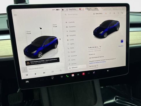 Used 2023 Tesla Model Y Long Range AWD/4WD image 57