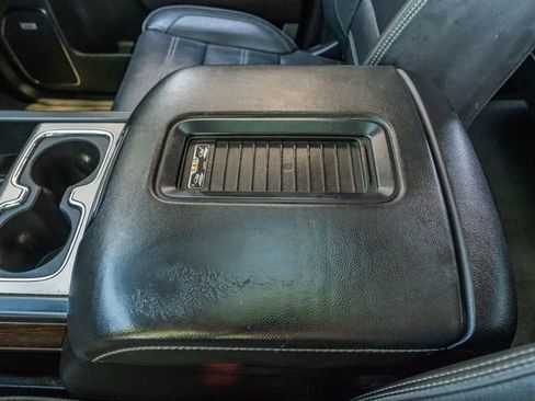 Used 2018 GMC Sierra 2500 Denali w/ Duramax Plus Package AWD/4WD image 31