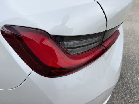 Certified 2025 BMW 330i Sedan w/ Convenience Package RWD image 13