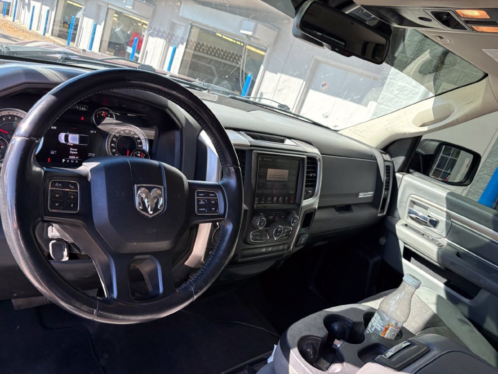 Used 2017 RAM 1500 Big Horn AWD/4WD image 17