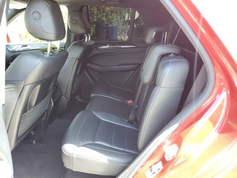 Used 2017 Mercedes-Benz GLE 350 4MATIC w/ Premium 2 Package image 8