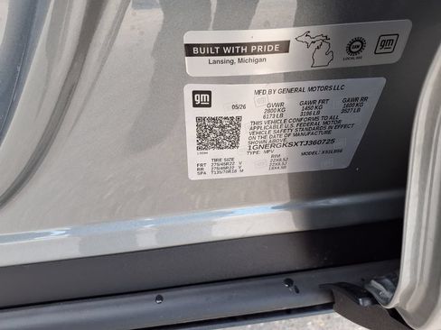 Used 2026 Chevrolet Traverse LT w/ LPO, Floor Liner Package FWD image 34