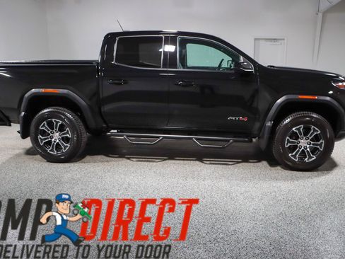 Used 2023 GMC Canyon AT4 w/ AT4 Premium Package image 6
