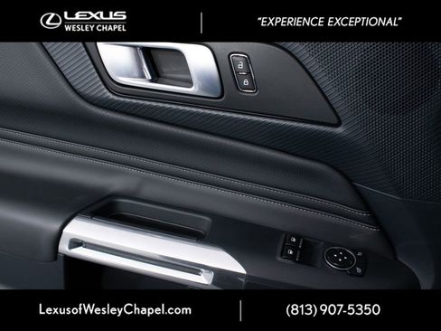 Used 2024 Ford Mustang GT Premium image 32