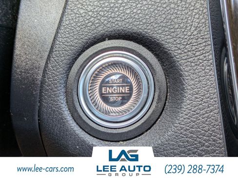 Used 2019 Mercedes-Benz C 300 Sedan image 28