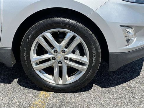 Used 2018 Chevrolet Equinox Premier AWD/4WD image 7