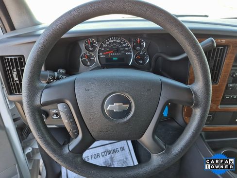 Used 2008 Chevrolet Express 3500 w/ Shuttle Bus Package image 11