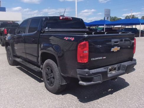 Used 2020 Chevrolet Colorado W/T w/ WT Convenience Package AWD/4WD image 5