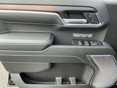 New 2026 GMC Sierra 1500 Denali AWD/4WD image 15