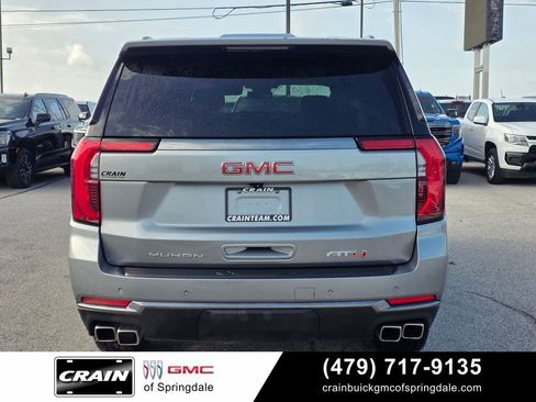 Used 2025 GMC Yukon XL AT4 AWD/4WD image 5