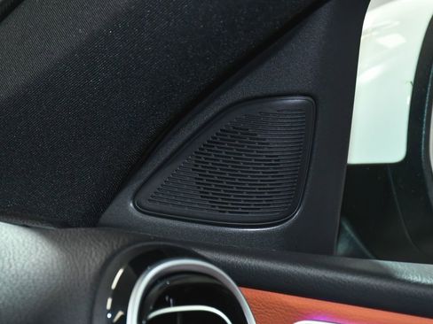 Used 2025 Mercedes-Benz C 300 4MATIC Sedan image 34