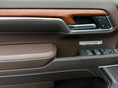 Used 2023 GMC Sierra 1500 Denali w/ Denali Reserve Package image 11