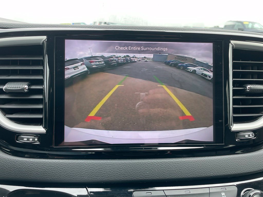 Used 2022 Chrysler Pacifica Touring-L FWD image 19