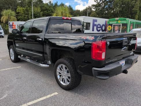 Used 2017 Chevrolet Silverado 1500 High Country AWD/4WD image 6