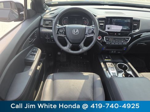 Used 2024 Honda Passport Black Edition image 26
